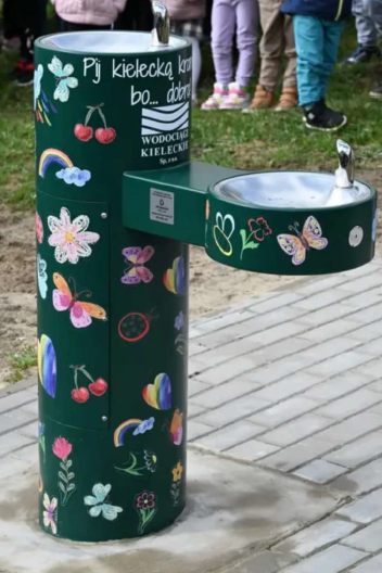 Customisable drinking fountains